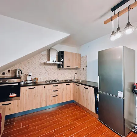 Apartment Finestra Su *