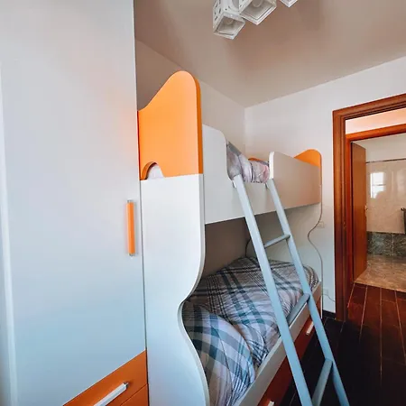 Apartment Finestra Su Villalago